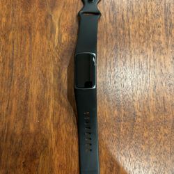 Fitbit Charge 5