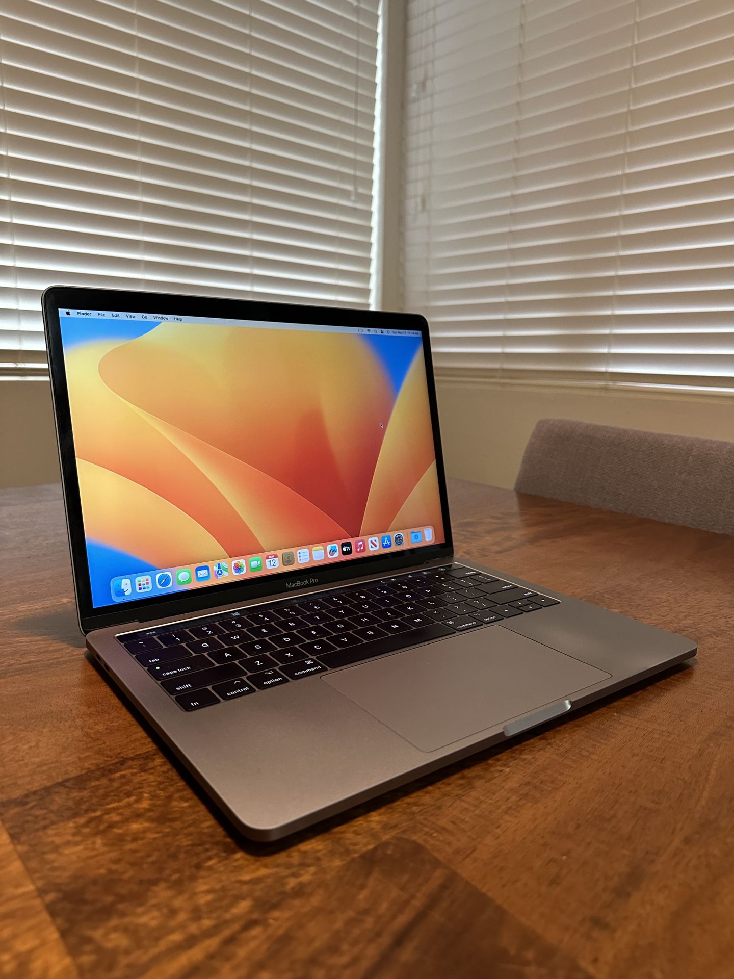 MacBook Pro 13-inch, 2017, Four Thunderbolt 3 Ports
