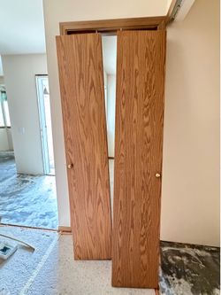 Bifold door