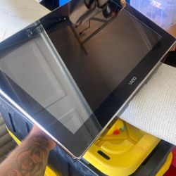 20" Vizio Razor LED LCD HDTV