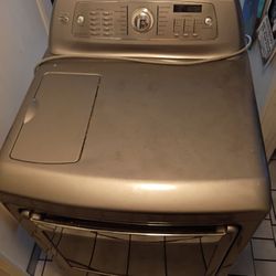 Kenmore Elite Gas Dryer (Read Description)