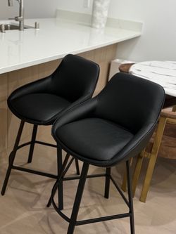 Set of 2 Black Faux Leather Counter Stools