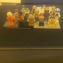 Couple Lego Star Wars Mini figures 