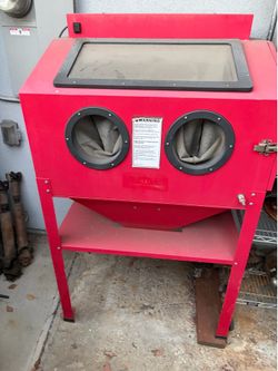 Moving $100 Sandblasting cabinet