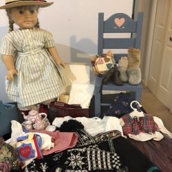 AMERICAN GIRL DOLL & ACCESSORIES - KIRSTEN