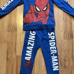 Boys Sweatsuit Size 6/7 Years