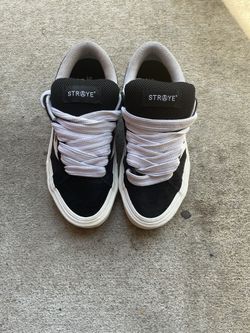 Str@ye skate sneakers