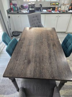 Kitchen table and 3 chairs