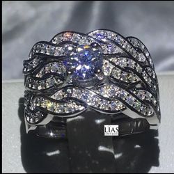 New 18k White Gold Wedding Ring Set 