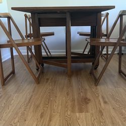 Antique Wood Dining Set w/ 4 Foldable Chairs