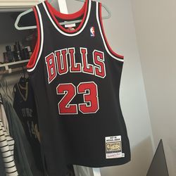 Mitchell and Ness authentic jersey