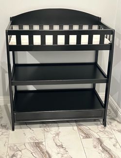 FREE Baby Changing Table