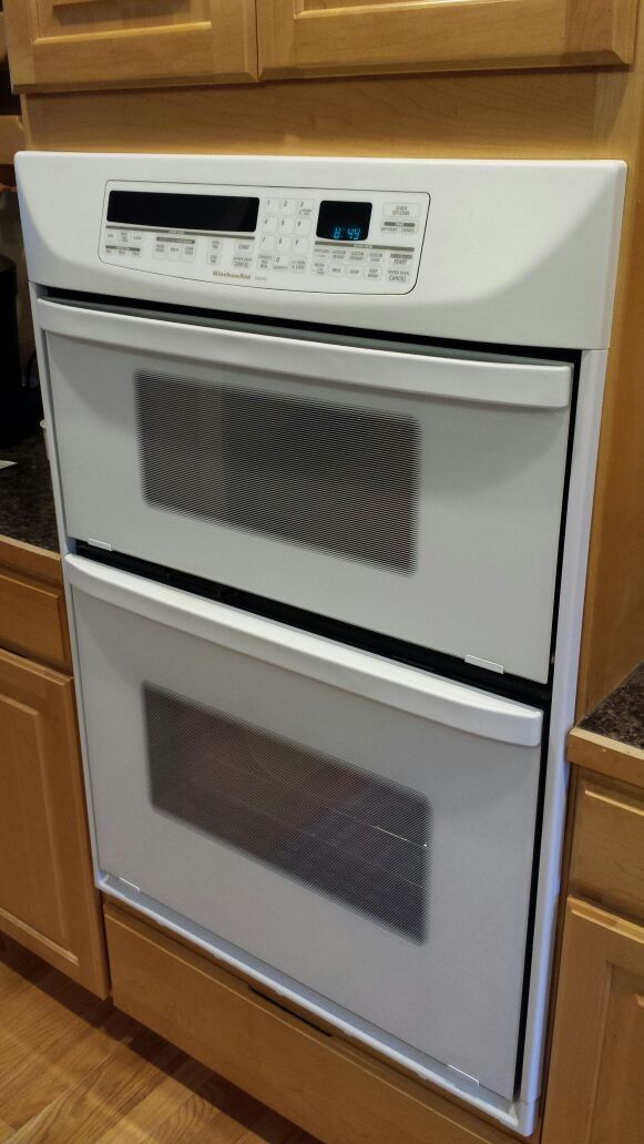 Kitchenaid Superba 30" Electric Convection Wall Oven/Microwave Combo - Model No. KEMS307D