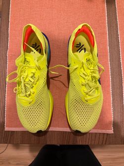 Nike vaporfly 3s size 10