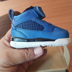 Jordan flight 9.5 bt