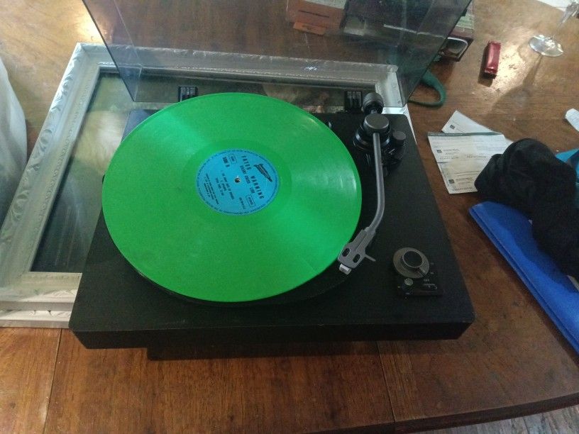 Bluetooth Stereo Turn Table