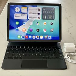 iPad Air 5th Gen 64GB (WiFi + Cellular) Unlocked + Apple Magic Keyboard