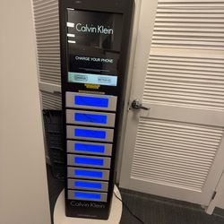 8‑Bay Touchscreen Charging Locker – Commercial Veloxity Unit – Fully Working