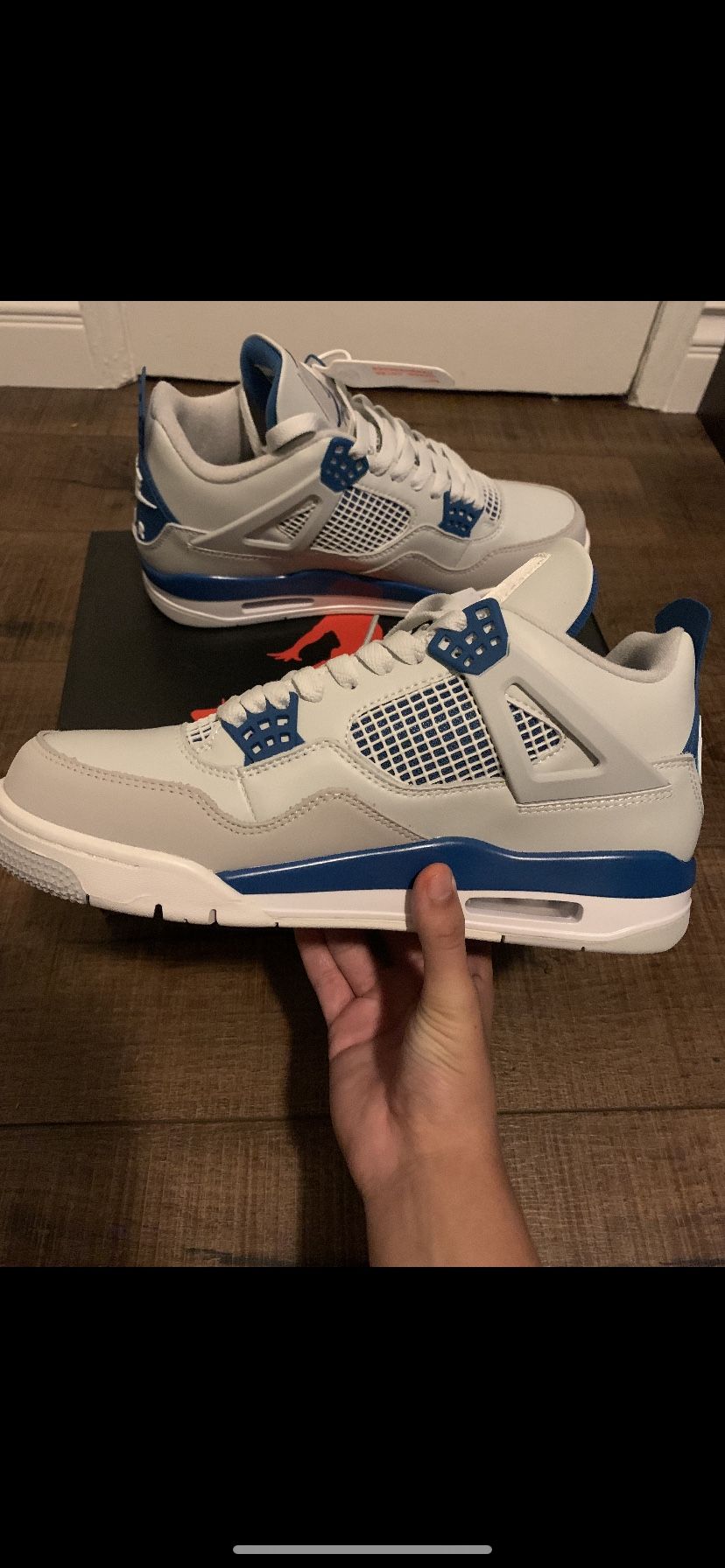 Jordan 4s