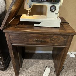 Kenmore Sewing Machine. 
