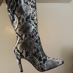 Snake Boots 