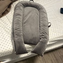 Baby Lounger 