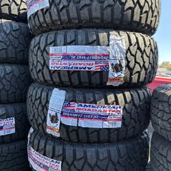 265/65/17 Vendo Set De Llantas Nueva Con 50.00 Millas Se Garantía 
