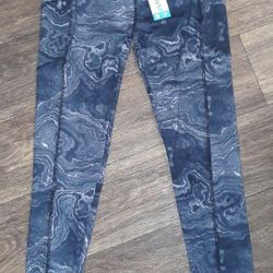 Leggings One Size NWT 