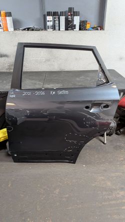 2021-2022-2023-2024-2025-2026 KIA SELTOS REAR LEFT DOOR OEM USED #11038