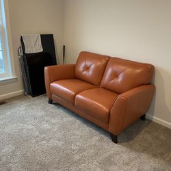 leather Couch Excellent Condition
