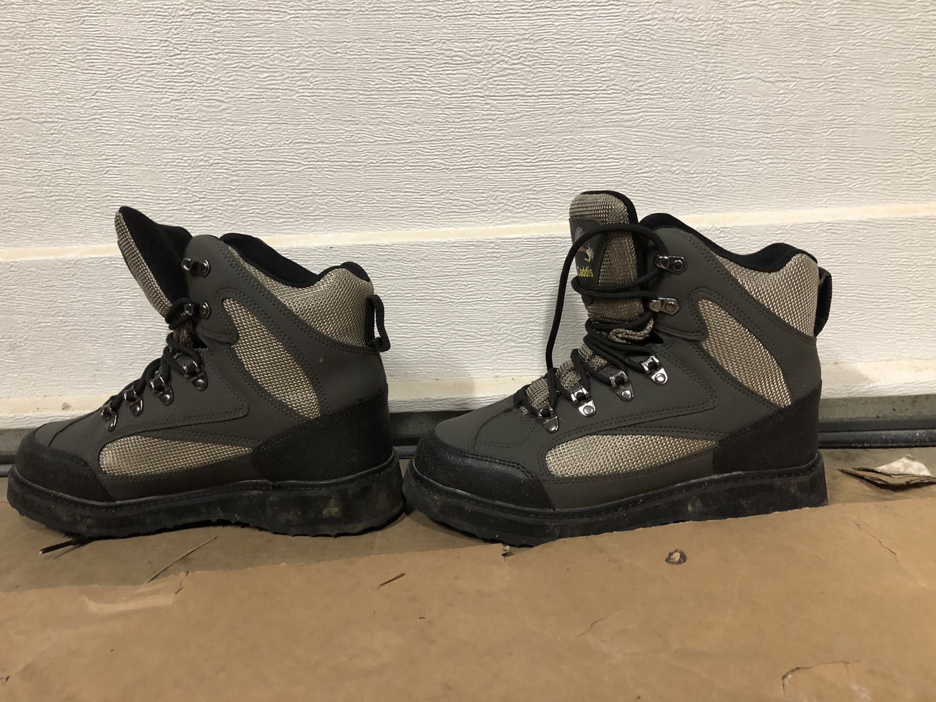 Size 8 Caddis Wading Boots Brand New
