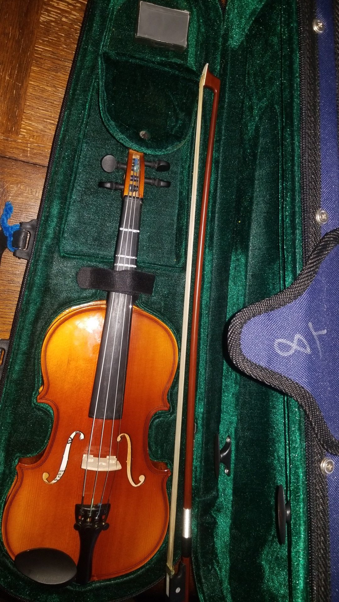 Antonius Stradivarius Cremonensis Faciebat Anno 1737 Violin 1/8 size violin with case