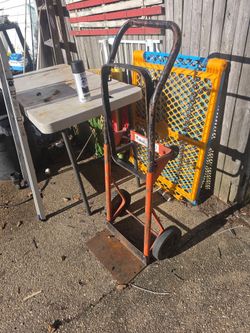 Hand truck / dolly the price is firm