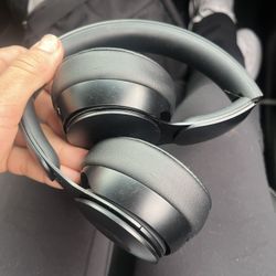 Beats Studio3 Wireless Noise Cancelling