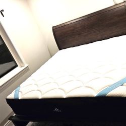 Retail 1899  The dreamCloud Premier KING SIZE Mattress