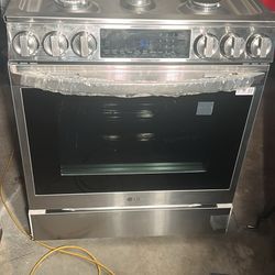 New! LG 30 in. 6.3 cu. ft. Smart Oven 5-Burner Gas Range Stainless Steel Natural Gas or LP/Propane
