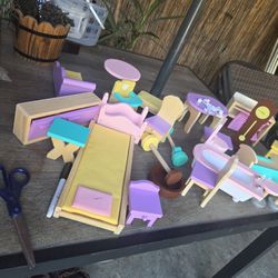 Mansion  Replacement Toys 