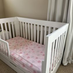 Baby/toddler Crib 