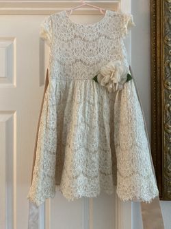 Girls Beautiful Beige Lace Dress W/flower Detail