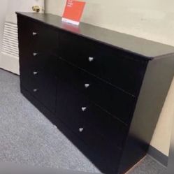 8 Drawer Dresser