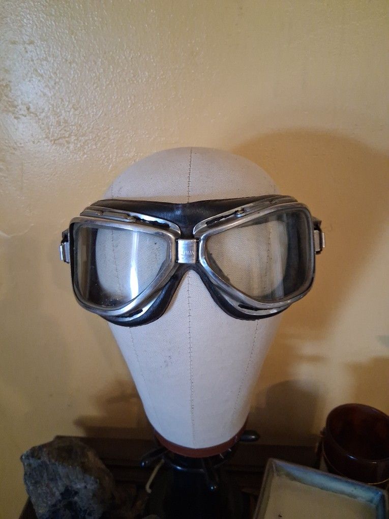 Vintage Motorcycle, Steampunk,cosplay, Halloween 