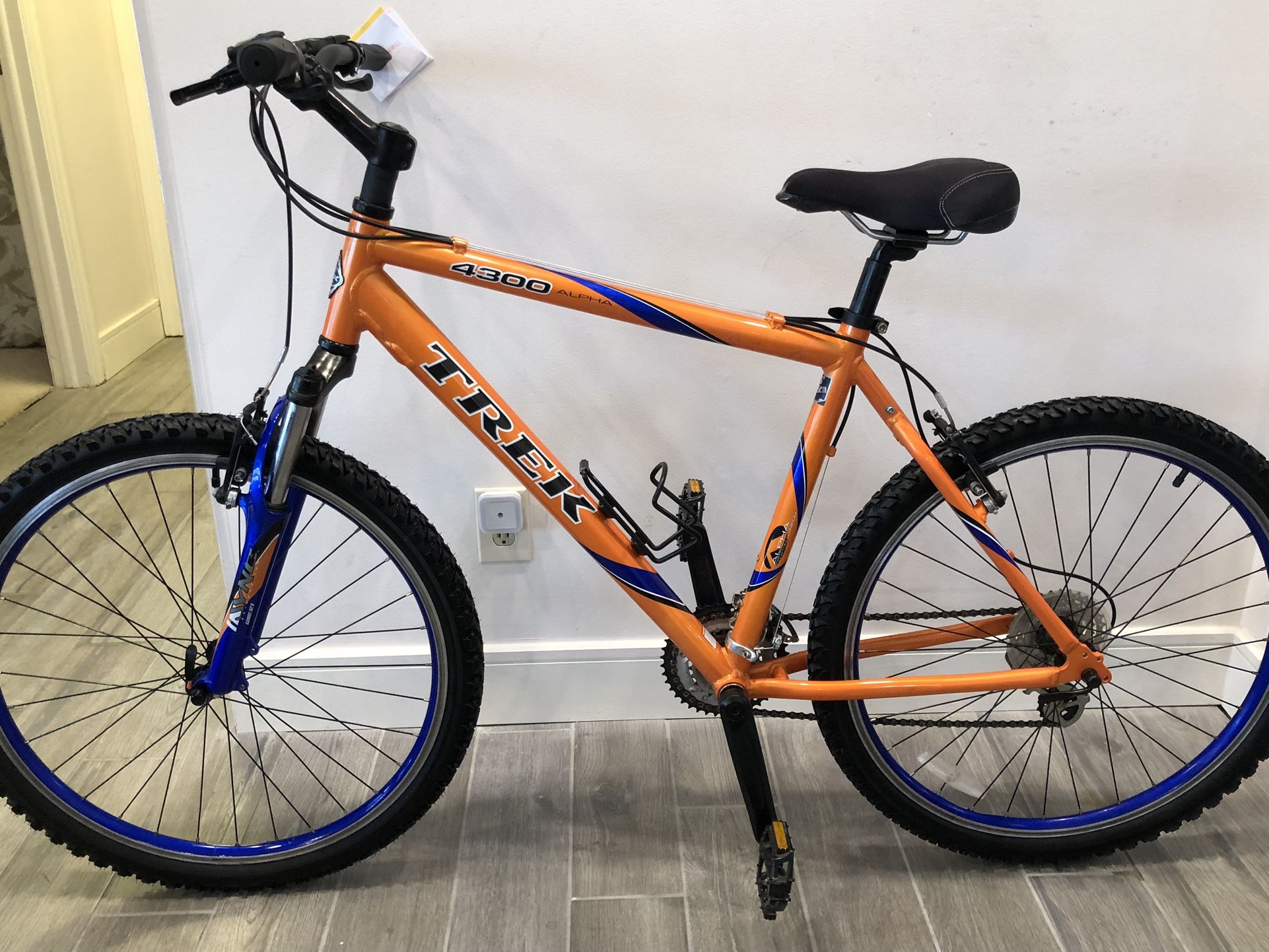 Trek Mountain Bike Large Trails Leisure Ready/Ride