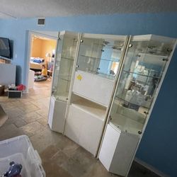 Glass Wall-Unit 