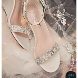 Classy White Wedges With Rhinestones 