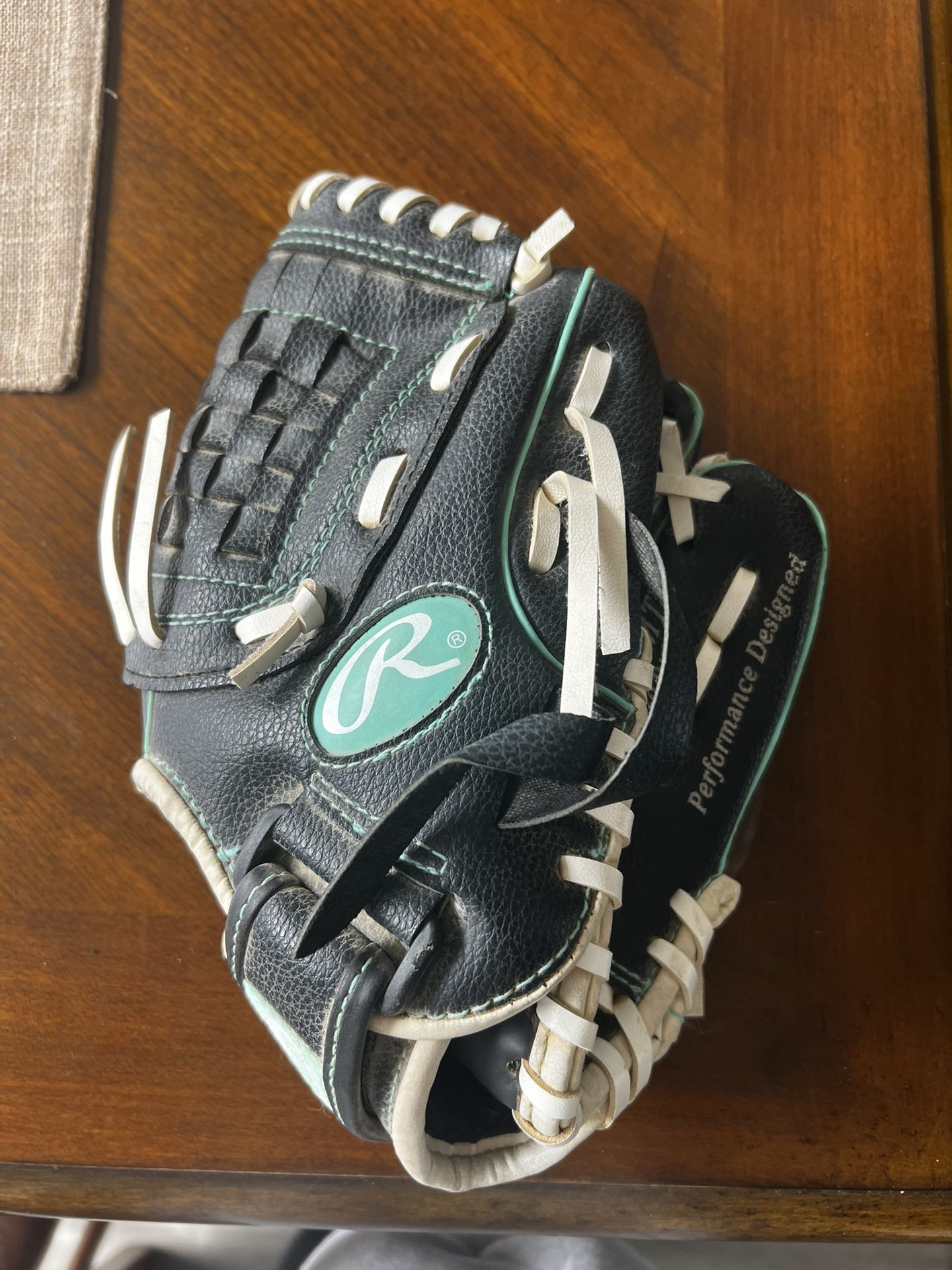 Rawlings Youth Baseball Glove – BEBS5