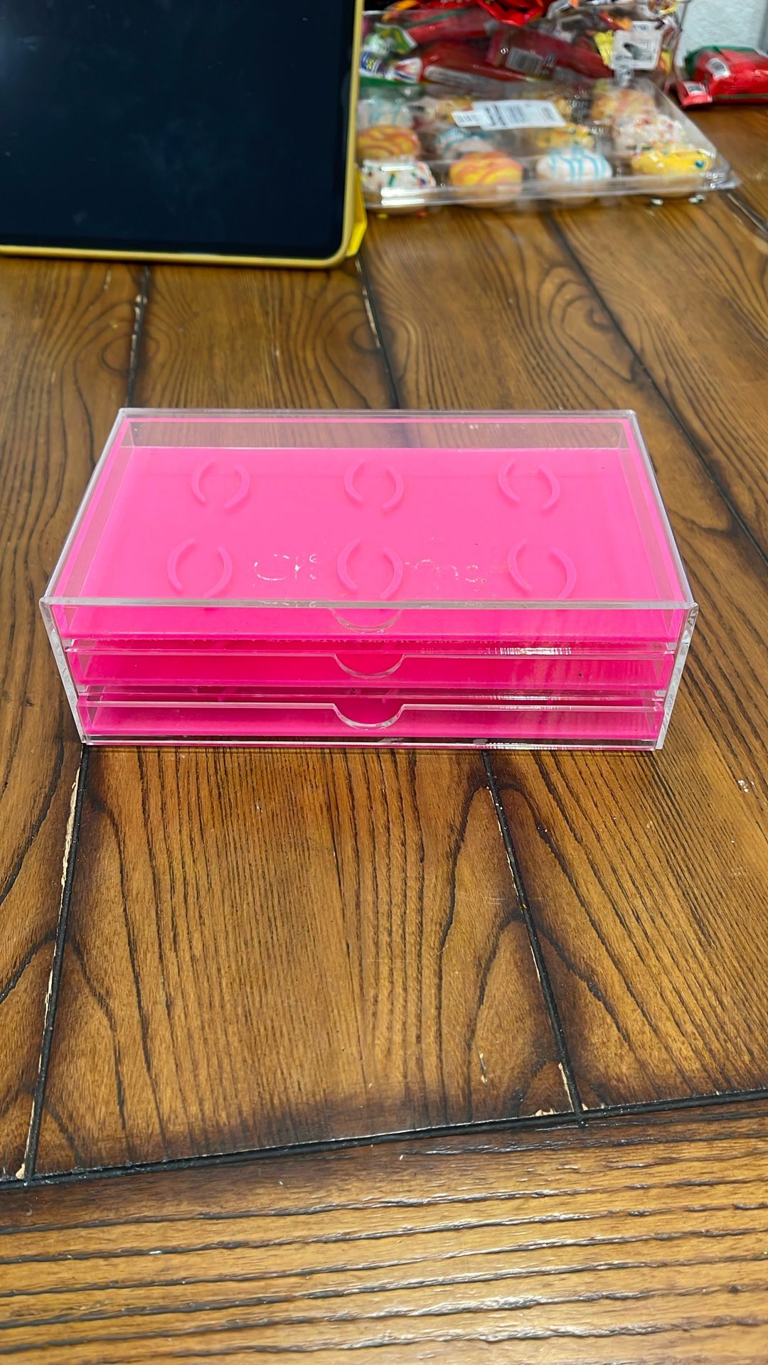 Beauty Creations Eyelash Holder