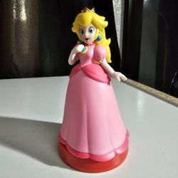 Peach Amiibo - Super Mario Bros.
