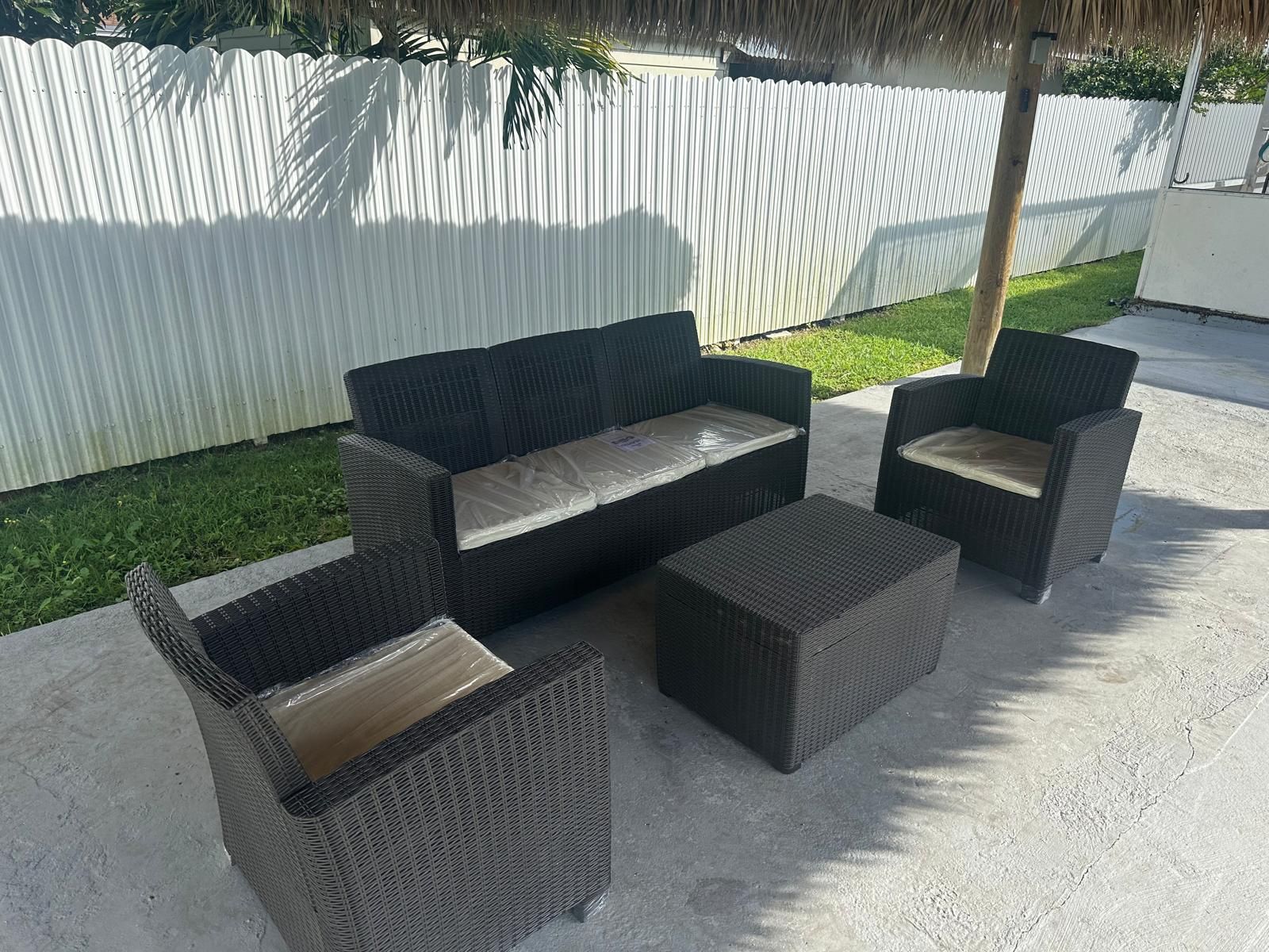 Outdoor Patio Furniture Set