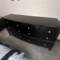 Black Oak Dresser - 6 Drawer - Large
