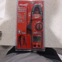 Milwaukee 400 Amp.Clamp METER